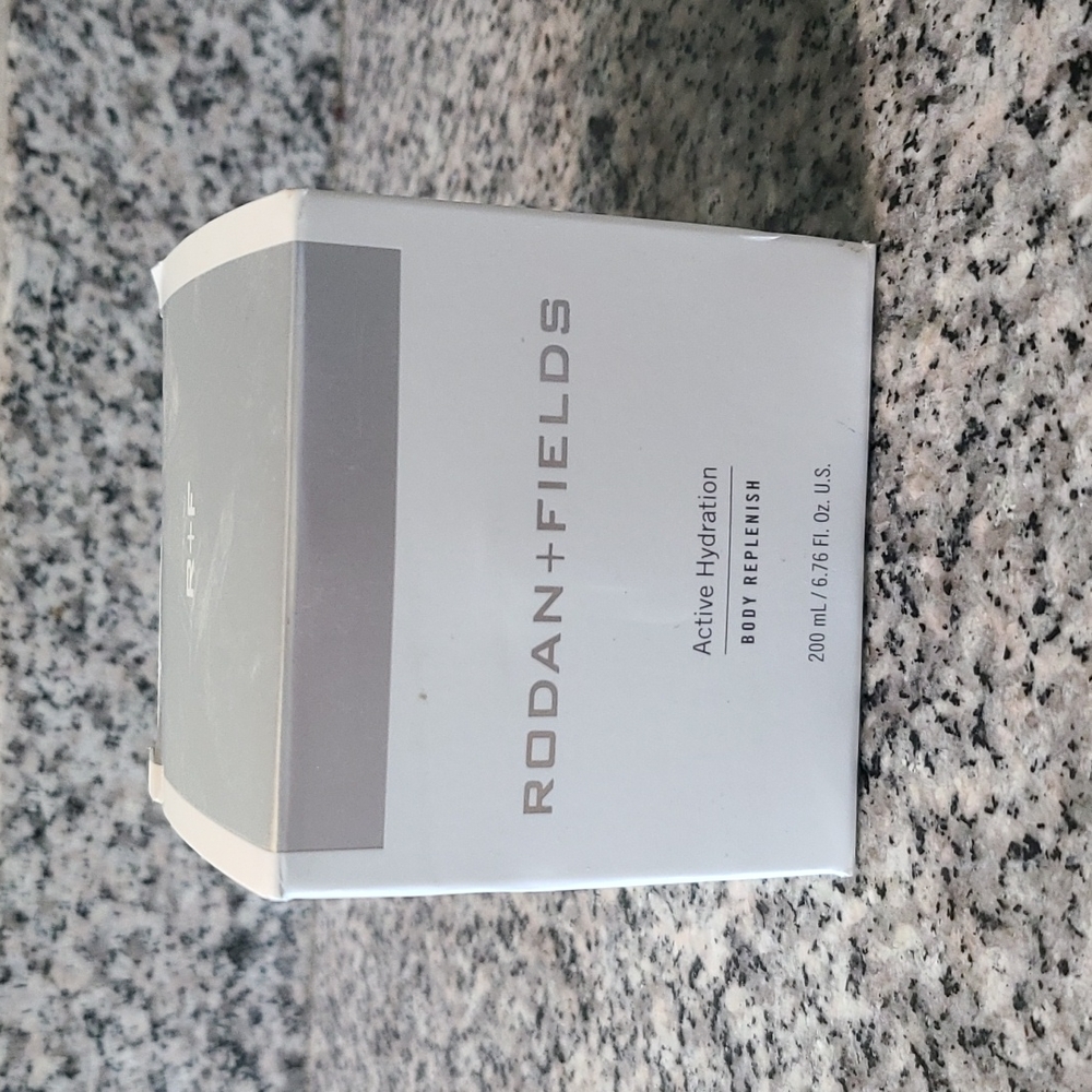 Rodan + Fields Active Hydration Body Replenish